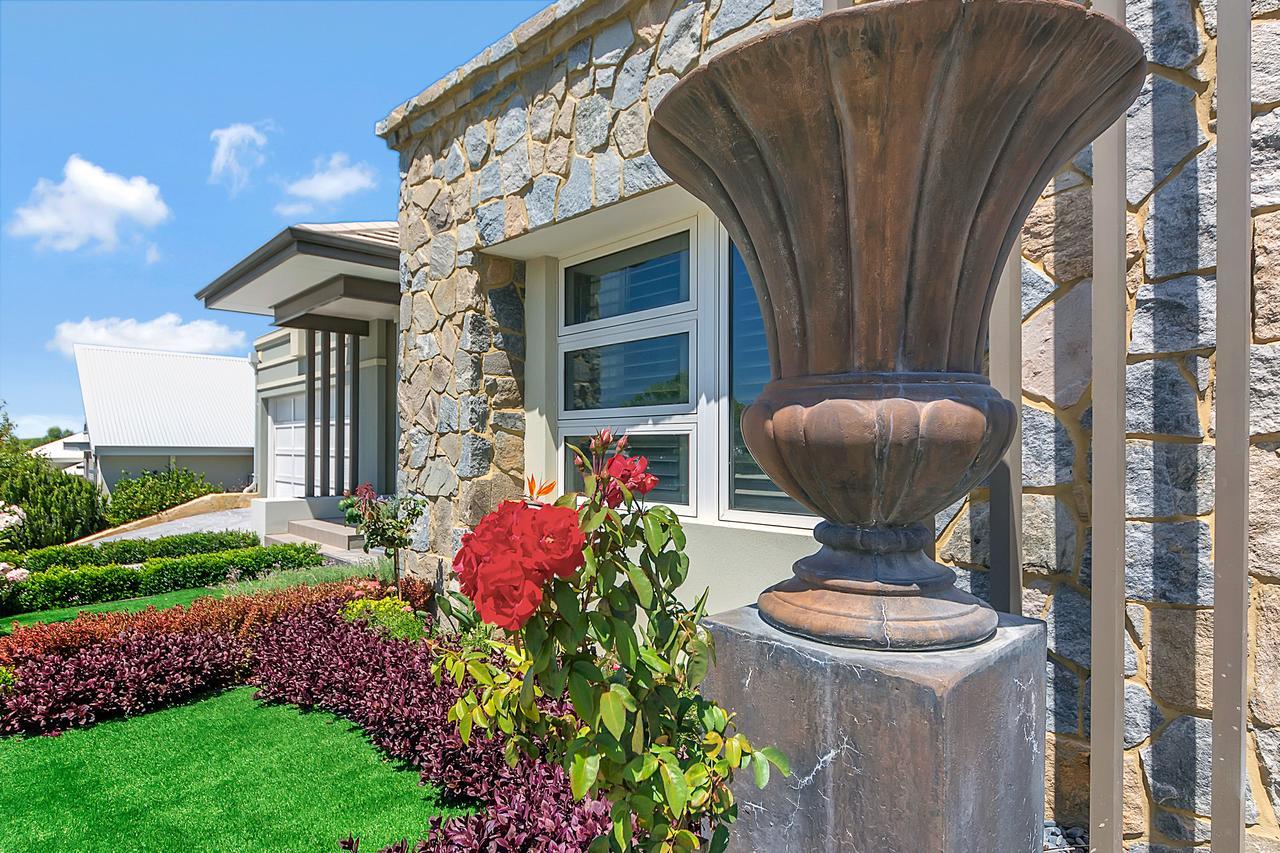 Lavender Manor Bnb Bed & Breakfast Alkimos Dış mekan fotoğraf