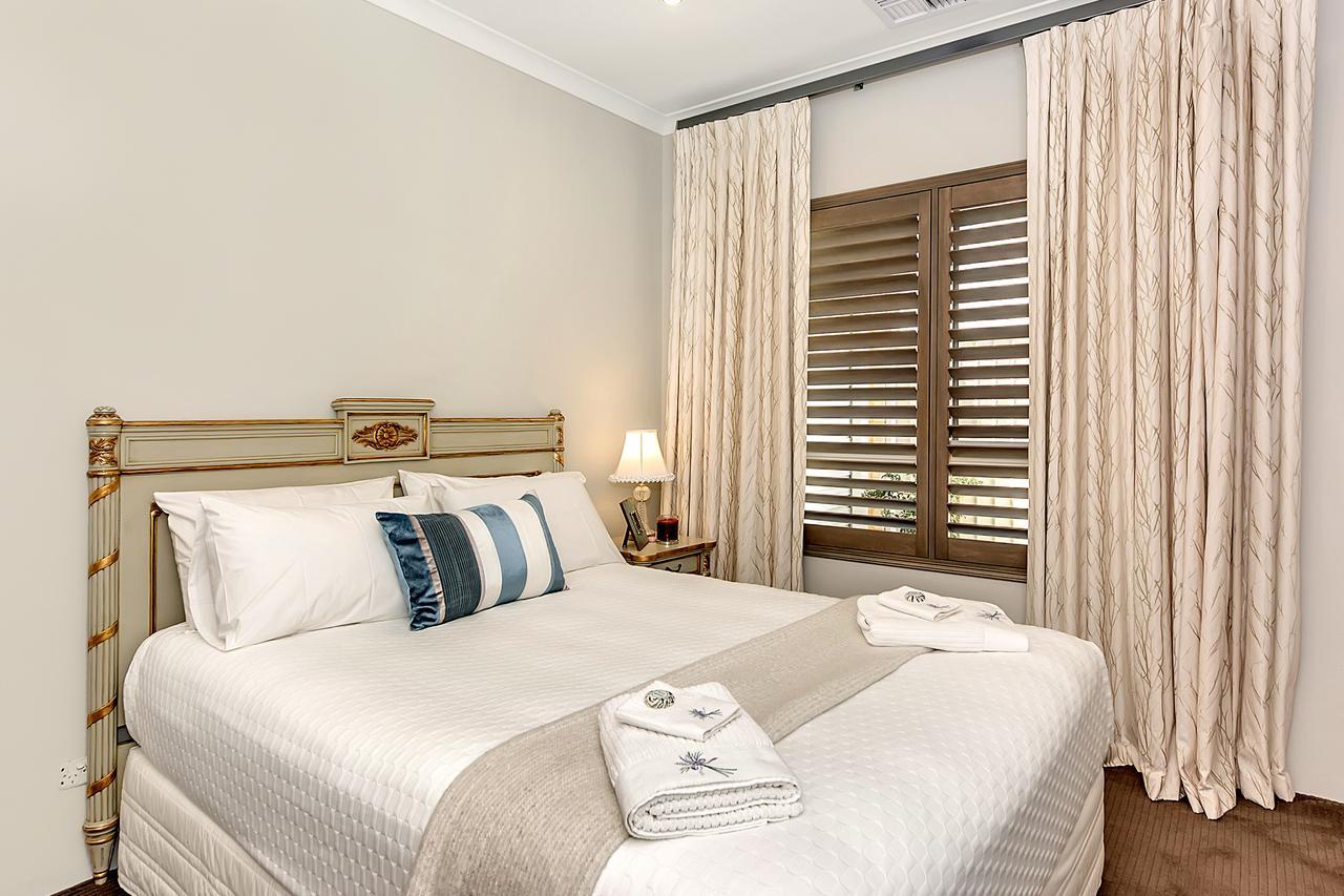Lavender Manor Bnb Bed & Breakfast Alkimos Dış mekan fotoğraf